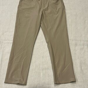 Greg Norman Collection Men's golf Khaki Chinos